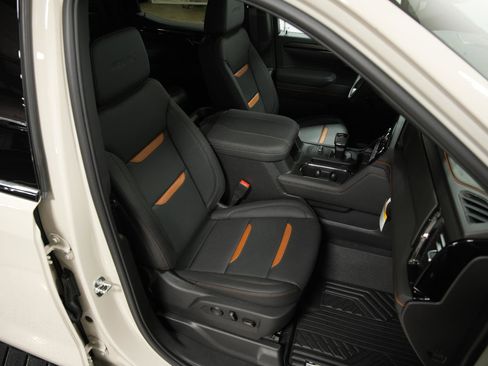 New 2026 GMC Sierra 1500 AT4 image 13