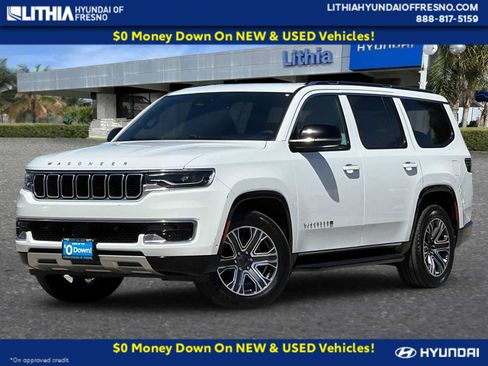 Used 2024 Jeep Wagoneer Series II w/ Flexible Seating Group RWD image 1