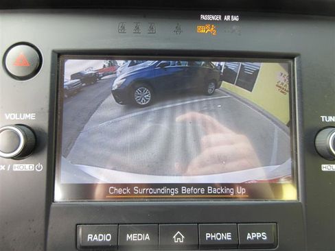 Used 2022 Subaru Legacy image 17