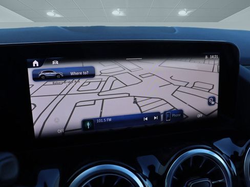 New 2025 Mercedes-Benz GLA 250 image 45