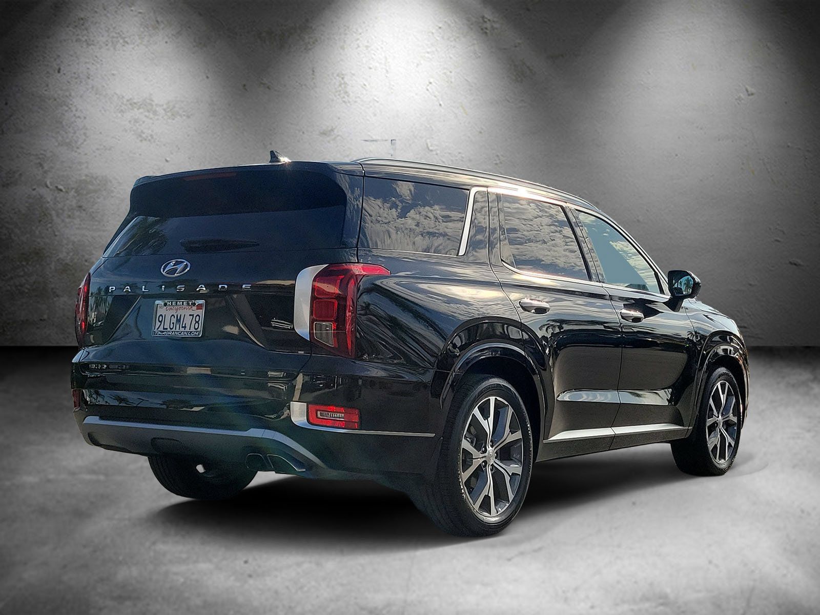 Used 2022 Hyundai Palisade Limited FWD image 3