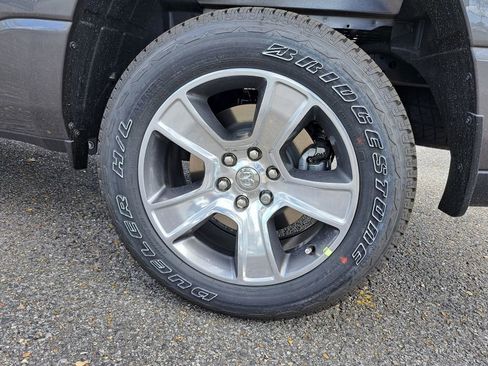 New 2026 RAM 1500 Express image 27