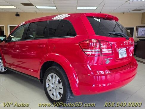 Used 2013 Dodge Journey American Value Package FWD image 3