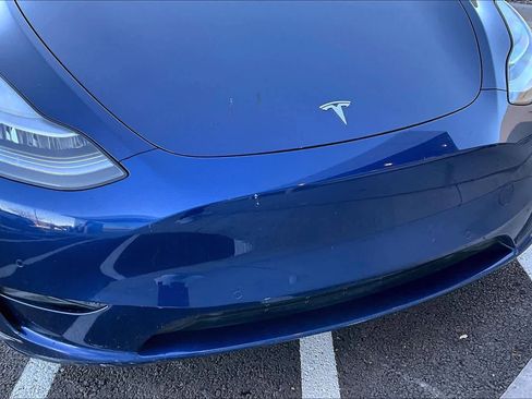 Used 2020 Tesla Model Y Long Range image 28