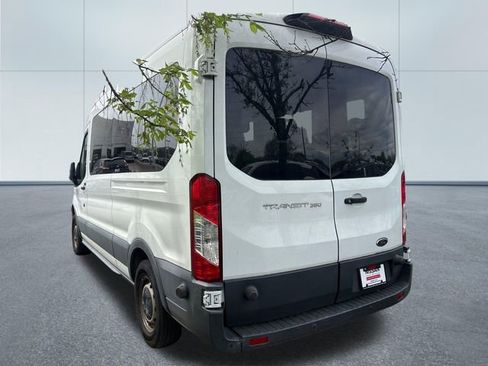 Used 2018 Ford Transit 350 XL image 4