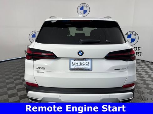Used 2024 BMW X5 xDrive40i w/ Parking Assistance Package image 10