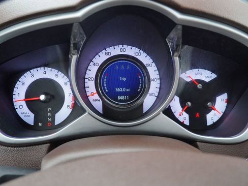 Used 2012 Cadillac SRX Luxury image 29