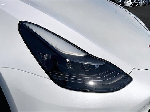 Used 2021 Tesla Model 3 Long Range image 29