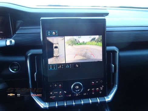 Certified 2025 GMC Acadia Elevation FWD image 27