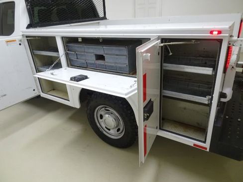 Used 2019 Ford F250 XL w/ Power Equipment Group image 14