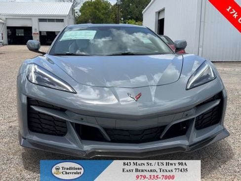New 2025 Chevrolet Corvette E-Ray image 3