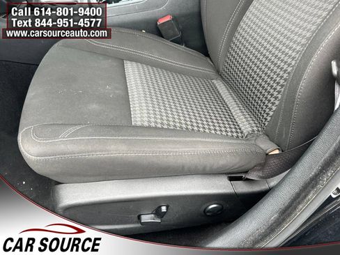 Used 2023 Dodge Charger SXT RWD image 10