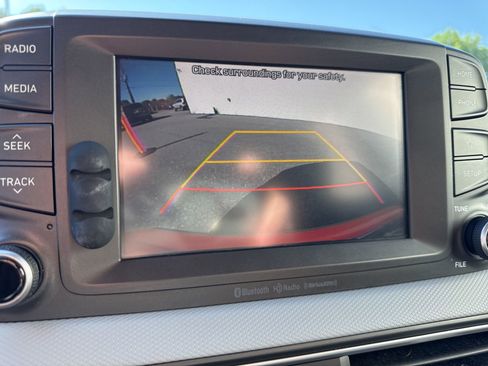 Used 2020 Hyundai Kona SEL FWD image 20