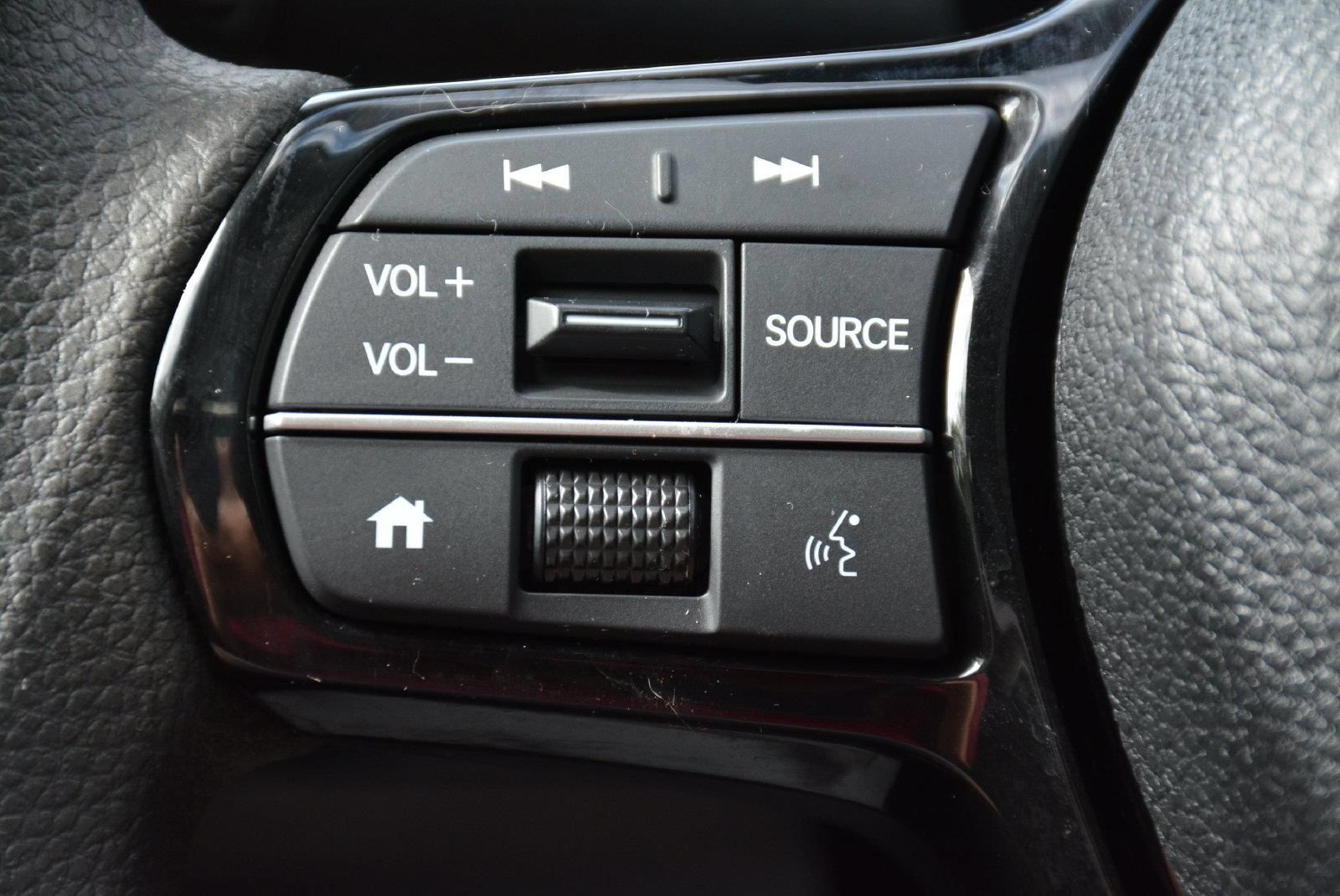 Used 2023 Honda Civic LX image 27