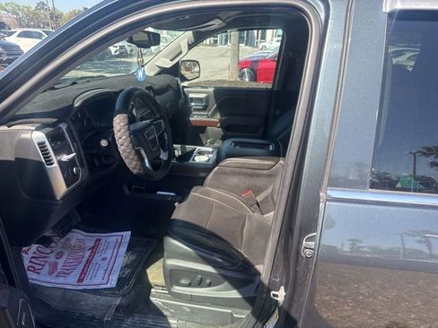 Used 2017 GMC Sierra 1500 SLT w/ SLT Premium Package image 3