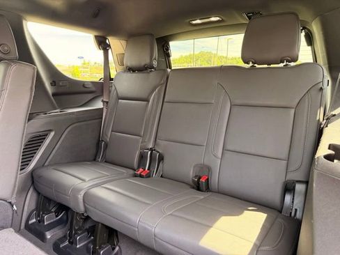 Used 2025 Chevrolet Tahoe Z71 AWD/4WD image 26