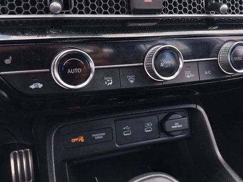 Used 2025 Honda Civic Sport Touring image 26