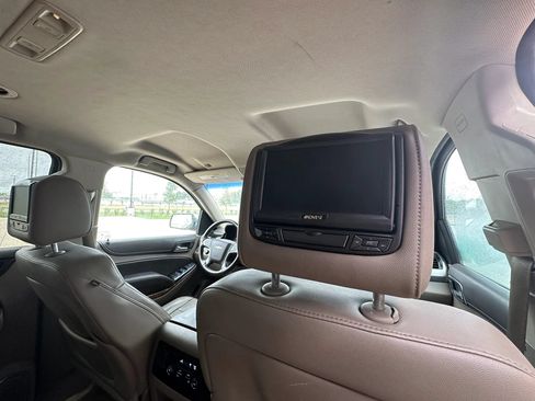Used 2015 Chevrolet Tahoe LTZ AWD/4WD image 19