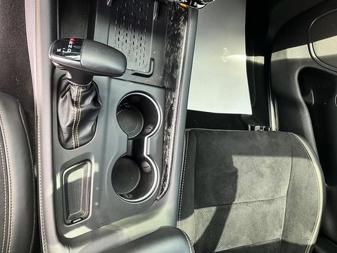 Used 2025 Dodge Durango R/T AWD/4WD image 24