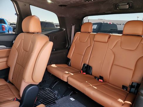 Used 2025 Kia Telluride SX Prestige X-Pro AWD/4WD image 6