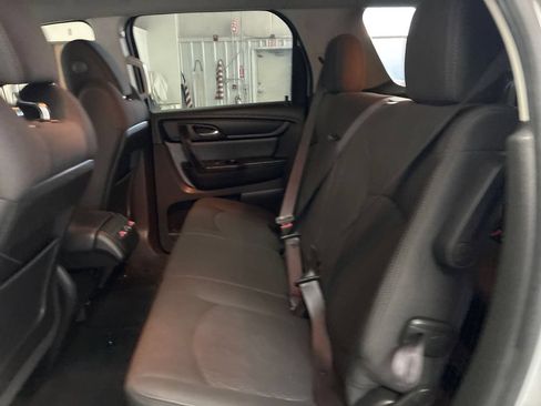 Used 2015 GMC Acadia SLE AWD/4WD image 17