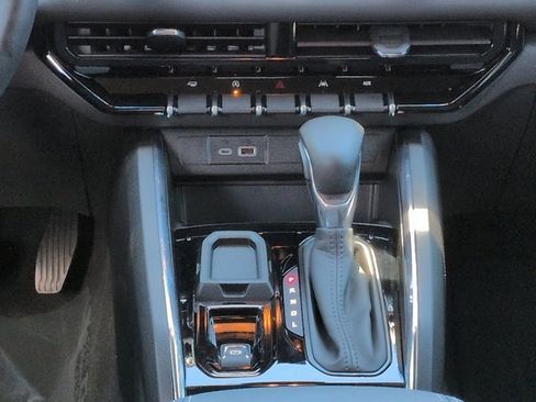 Used 2024 GMC Canyon Elevation w/ Convenience Package image 20