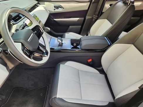 New 2026 Land Rover Range Rover Velar Dynamic SE image 9