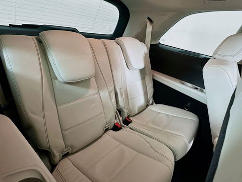 Used 2022 Mercedes-Benz GLS 450 4MATIC image 31