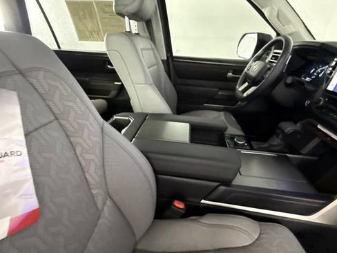 Used 2024 Toyota Sequoia SR5 w/ SR5 Premium Package AWD/4WD image 39