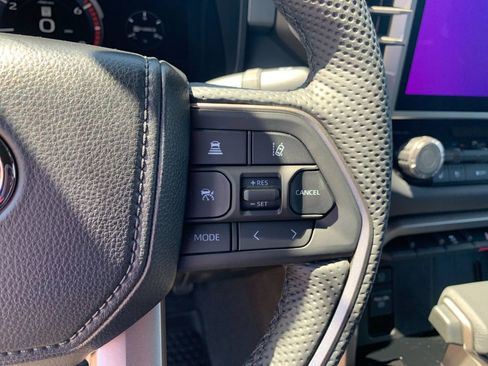 New 2026 Toyota Tundra Limited AWD/4WD image 27