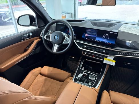 New 2026 BMW X5 xDrive50e w/ M Sport Package AWD/4WD image 48