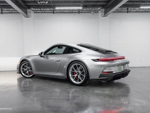 Used 2022 Porsche 911 GT3 image 8