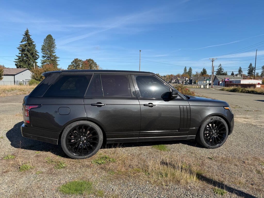 Used 2015 Land Rover Range Rover Supercharged AWD/4WD image 31
