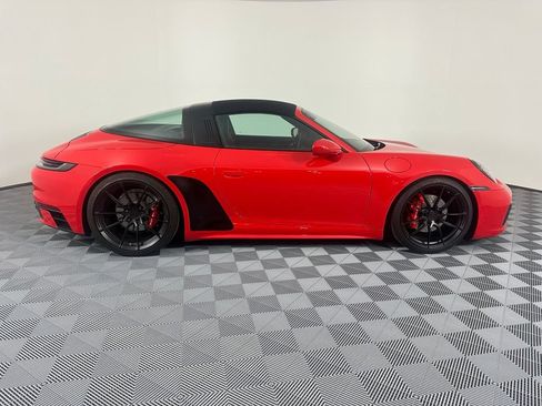 Used 2024 Porsche 911 Targa 4 AWD/4WD image 11