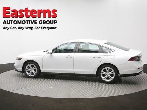 Used 2023 Honda Accord LX image 60