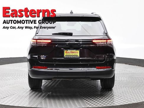 Used 2022 Jeep Grand Cherokee Limited 4xe AWD/4WD image 6