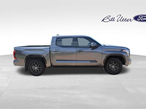 Used 2023 Toyota Tundra Platinum AWD/4WD image 4