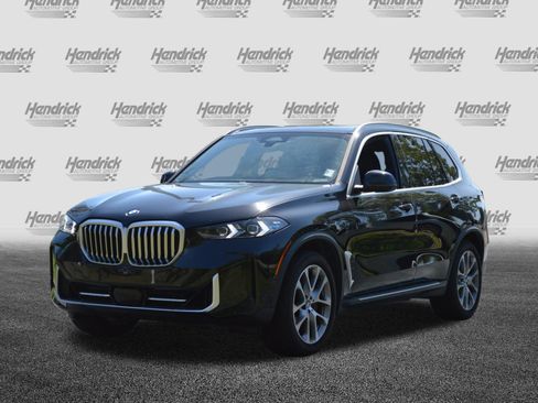 Used 2024 BMW X5 sDrive40i w/ Premium Package RWD image 3