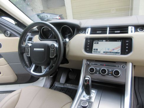 Used 2016 Land Rover Range Rover Sport SE AWD/4WD image 44