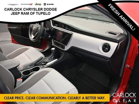 Used 2018 Toyota Corolla L image 37