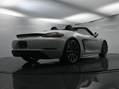 Used 2018 Porsche 718 Boxster image 53