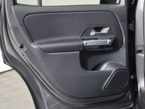 Certified 2023 Mercedes-Benz GLB 250 image 14