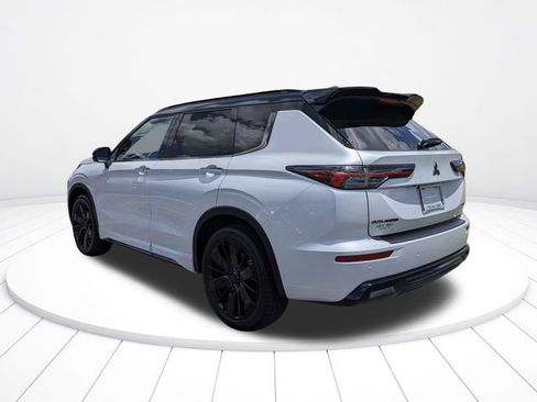 New 2026 Mitsubishi Outlander SEL Black Edition FWD image 5