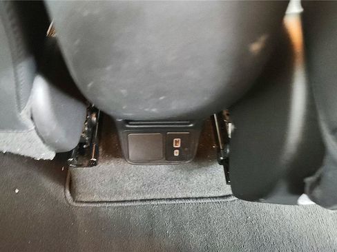 Used 2021 Buick Encore GX Preferred w/ Cold Weather Comfort Package FWD image 14