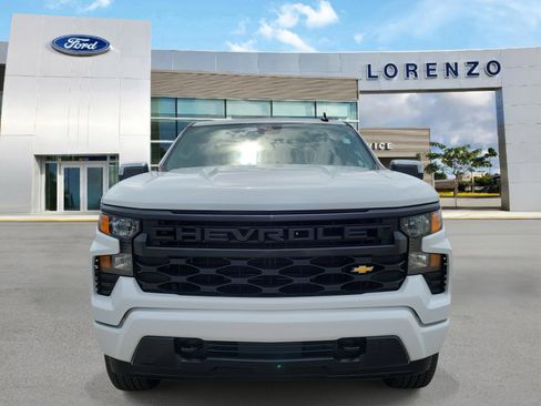 Used 2024 Chevrolet Silverado 1500 Custom RWD image 2