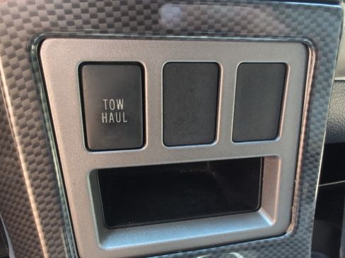 Used 2012 Toyota Tundra 2WD CrewMax w/ SR5 Pkg image 37