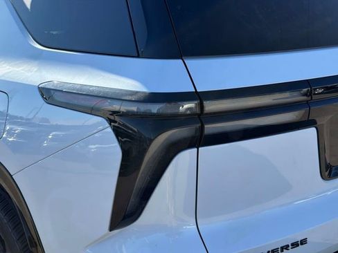 New 2026 Chevrolet Traverse RS image 11