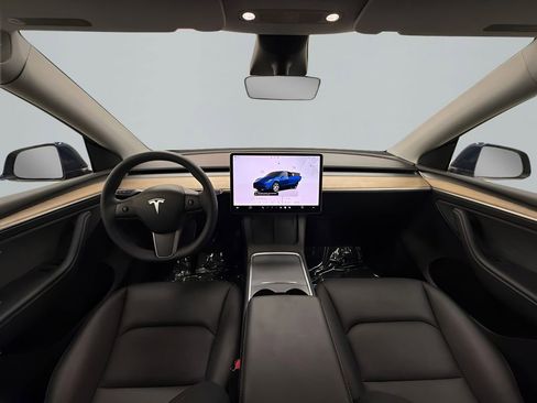 Used 2023 Tesla Model Y Long Range AWD/4WD image 15
