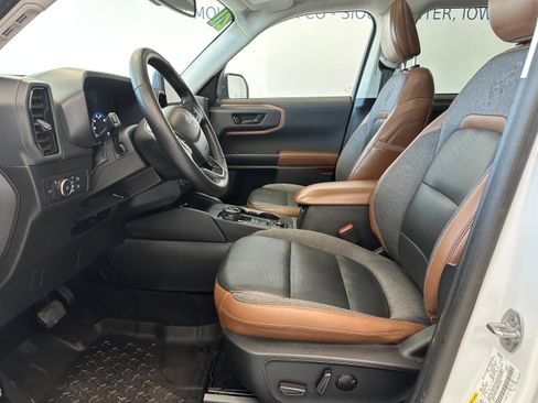Used 2021 Ford Bronco Sport Outer Banks w/ Outer Banks Package AWD/4WD image 11