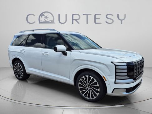 New 2027 Hyundai Palisade Calligraphy FWD image 7